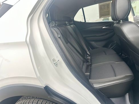 Used 2025 Buick Encore GX Preferred image 39
