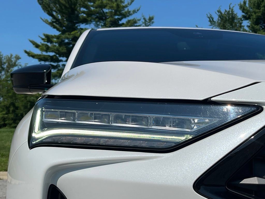 Used 2023 Acura MDX A-Spec AWD/4WD image 10