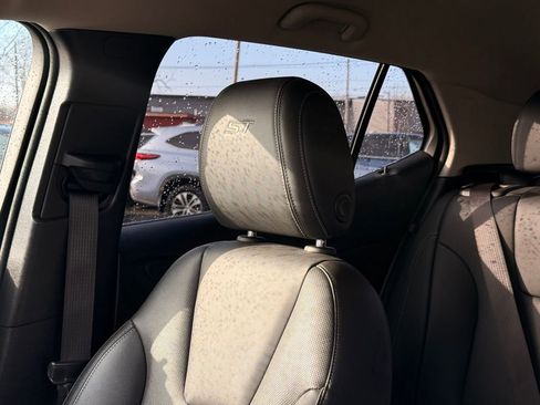 Used 2024 Buick Encore GX Sport Touring image 25