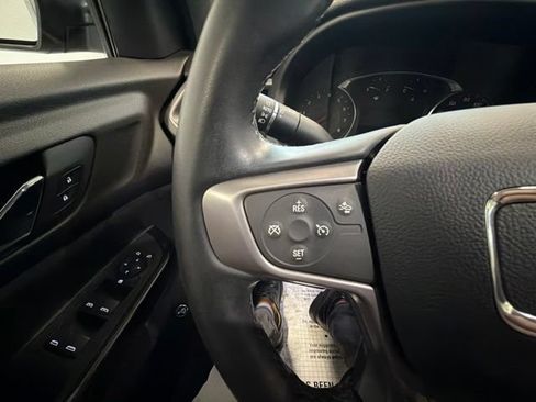 Used 2023 GMC Acadia AT4 AWD/4WD image 32