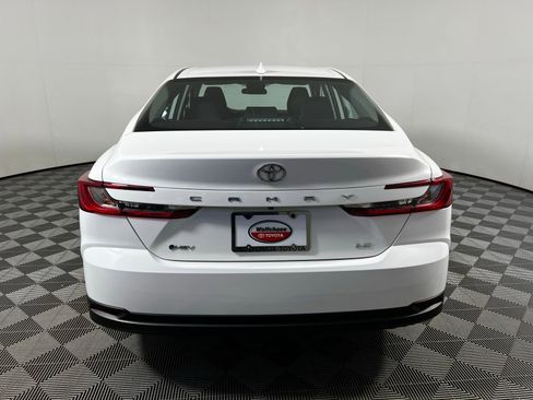 Certified 2025 Toyota Camry LE image 6