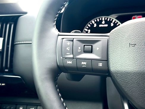 New 2026 Nissan Pathfinder SV FWD image 21