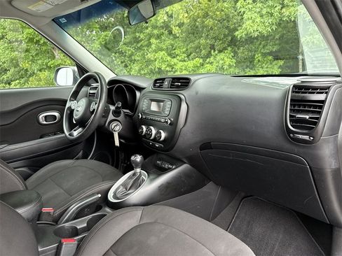 Used 2016 Kia Soul image 26