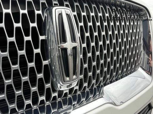 Used 2020 Lincoln Navigator L Reserve w/ Luxury Package AWD/4WD image 11