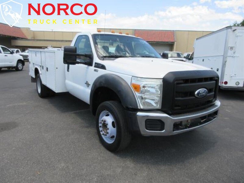 Used 2011 Ford F450 XL w/ XL Decor Group RWD image 3