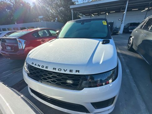 Used 2021 Land Rover Range Rover Sport HST image 5