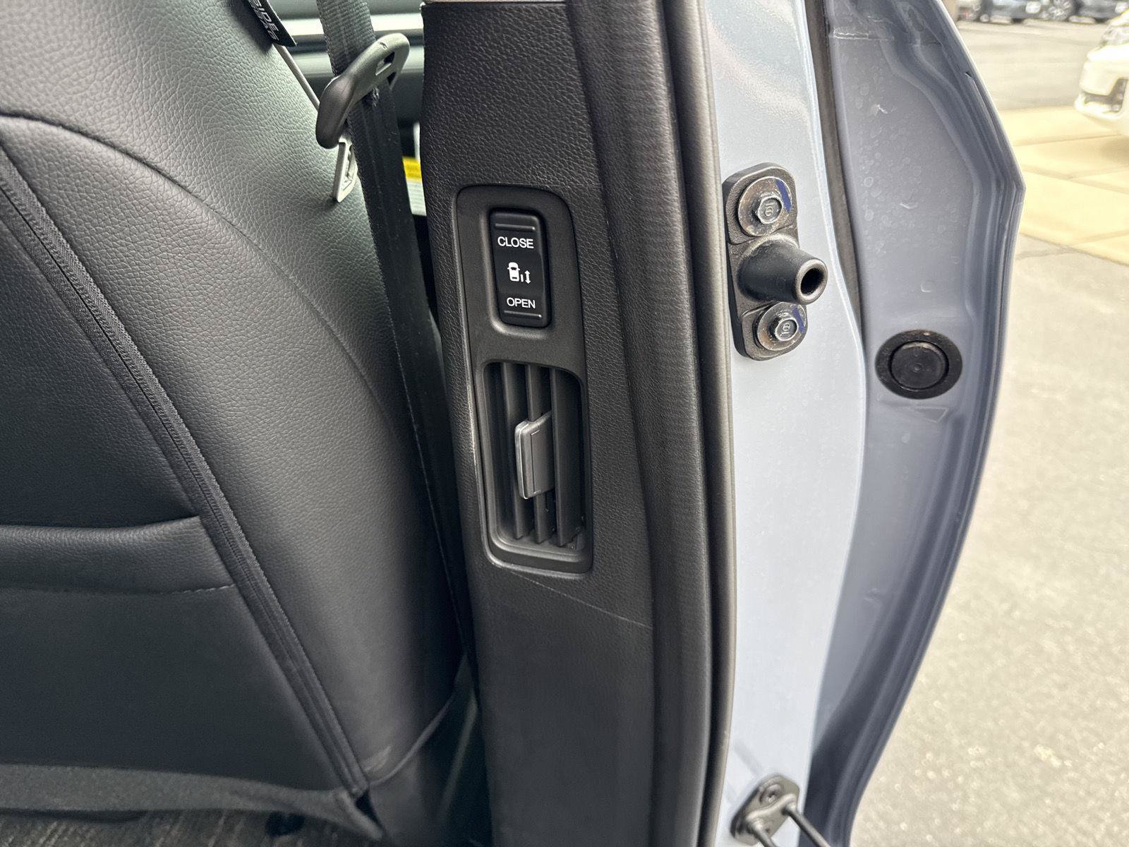 Certified 2026 Honda Odyssey Touring image 23