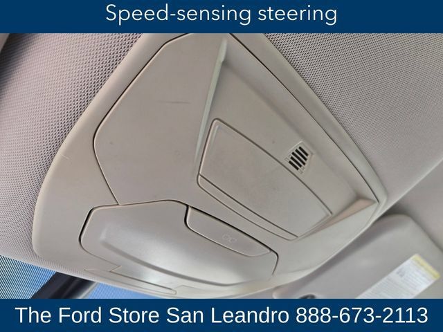 Certified 2017 Ford C-MAX Energi Titanium FWD image 26