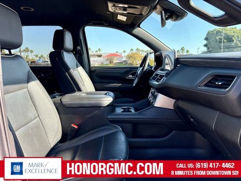 Used 2024 GMC Yukon XL SLT image 21
