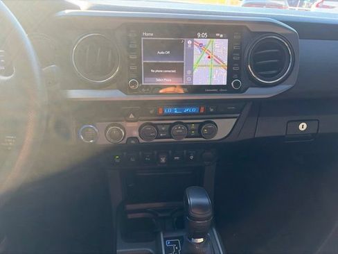 Used 2023 Toyota Tacoma TRD Pro AWD/4WD image 12