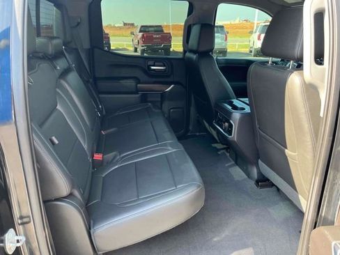 Used 2019 GMC Sierra 1500 SLT w/ SLT Premium Plus Package RWD image 16