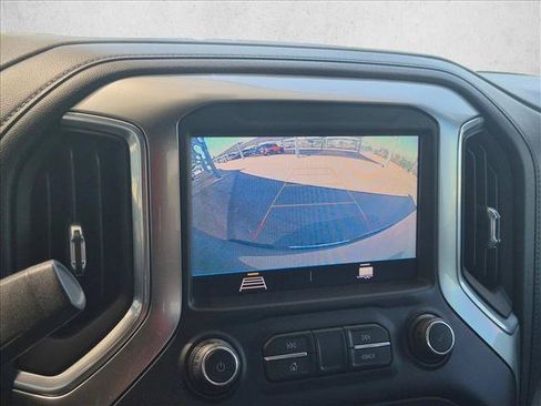 Used 2020 Chevrolet Silverado 1500 LT w/ Trailering Package AWD/4WD image 12