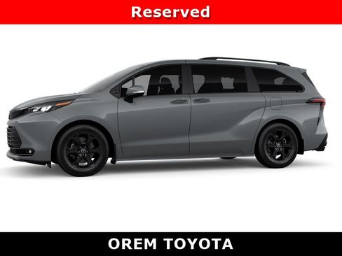 New 2026 Toyota Sienna XLE Woodland Edition AWD/4WD image 3