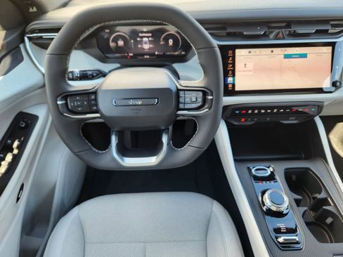 New 2026 Jeep Cherokee Laredo AWD/4WD image 28