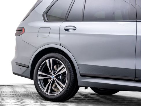 New 2026 BMW X7 xDrive40i w/ M Sport Package image 35