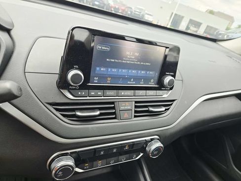 Used 2023 Nissan Altima 2.5 S FWD image 20
