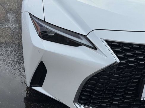 Used 2023 Lexus IS 300 AWD w/ Premium Package image 7