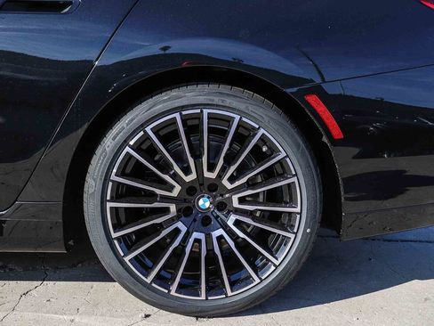 New 2026 BMW 740i xDrive 740i xDrive w/ Premium Package image 9