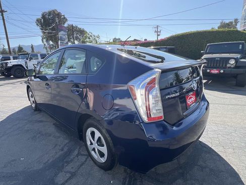 Used 2015 Toyota Prius Two FWD image 7