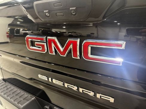 Used 2021 GMC Sierra 1500 AT4 image 34