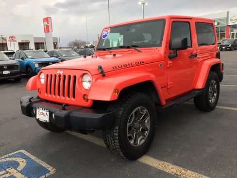 Used 2013 Jeep Wrangler Rubicon image 2