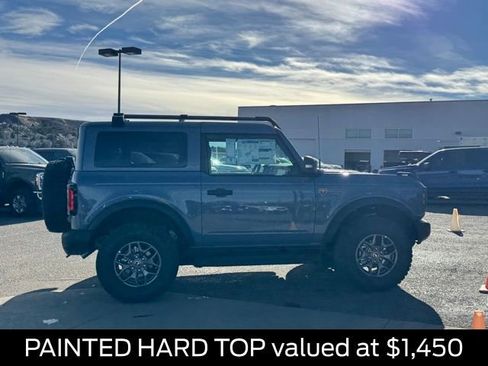 New 2025 Ford Bronco Badlands image 7