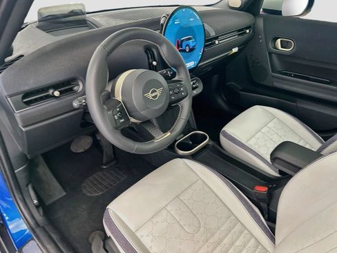 Used 2026 MINI Cooper 4-Door Hardtop FWD image 13