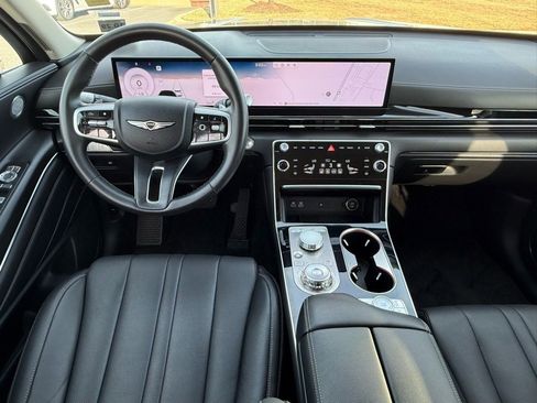 Used 2025 Genesis GV80 2.5T Standard image 11