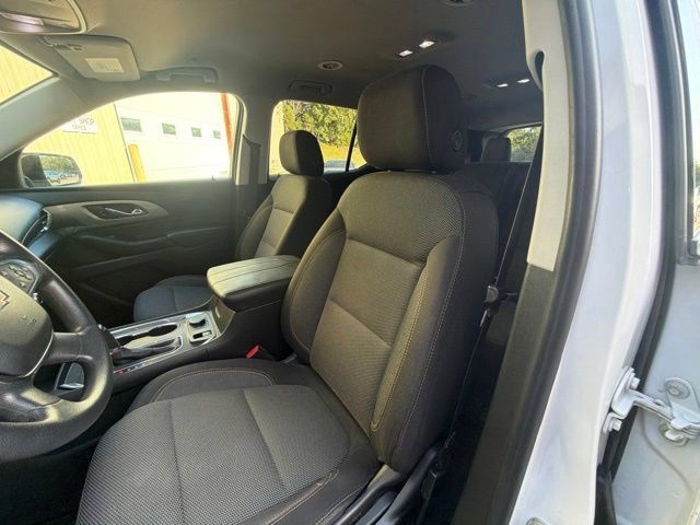 Used 2018 Chevrolet Traverse LS AWD/4WD image 19