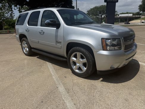 Used 2013 Chevrolet Tahoe LT w/ Texas Edition RWD image 3