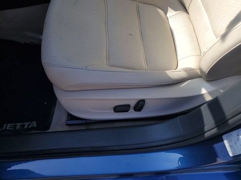 Used 2015 Volkswagen Jetta TDI SEL FWD image 19