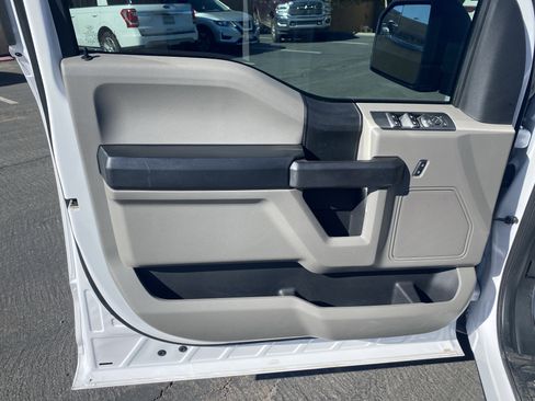 Used 2019 Ford F150 XL w/ Equipment Group 101A Mid RWD image 7