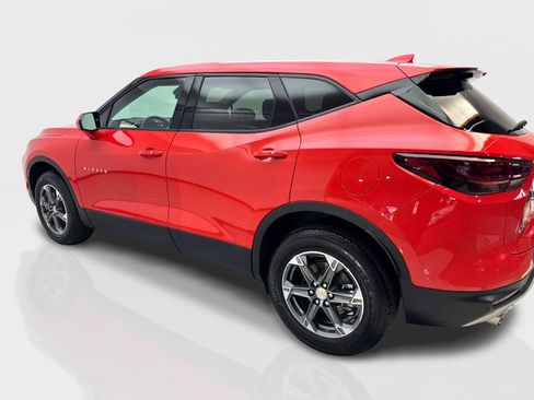 Used 2025 Chevrolet Blazer LT FWD image 14