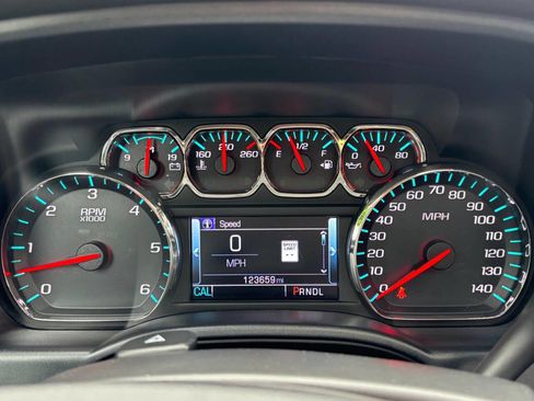 Used 2018 GMC Sierra 1500 SLT w/ SLT Preferred Package AWD/4WD image 22
