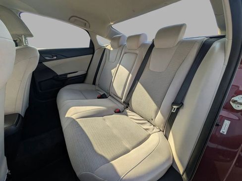 Used 2019 Honda Insight EX image 24