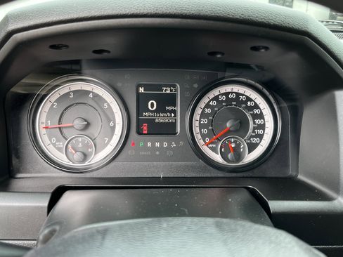 Used 2021 RAM 1500 Classic SLT image 21