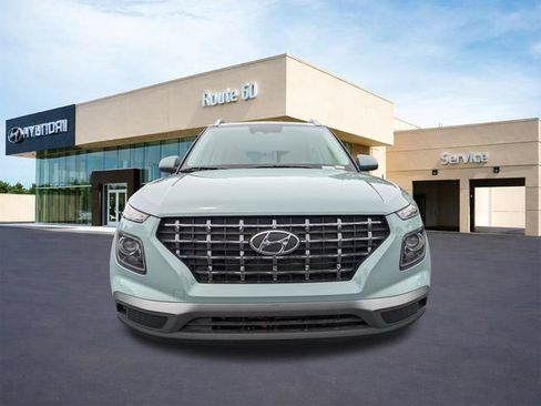 Used 2026 Hyundai Venue SEL FWD image 9