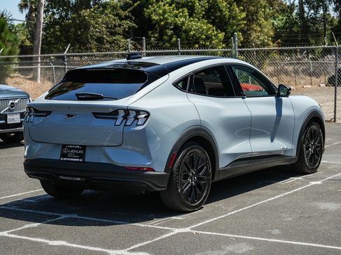 Used 2025 Ford Mustang Mach-E Select w/ Comfort Package Lite RWD image 6