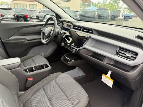 New 2027 Chevrolet Bolt LT FWD image 37