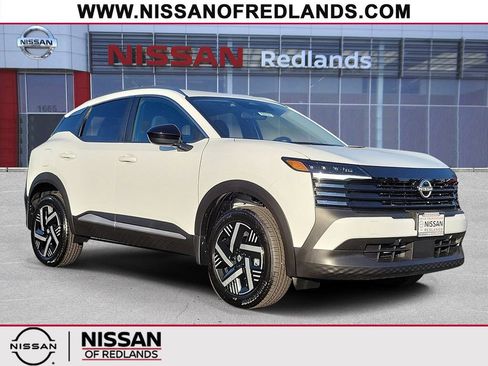 New 2026 Nissan Kicks SV w/ Interior Electronics Package FWD image 1
