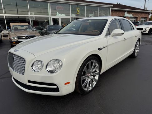 Used 2016 Bentley Flying Spur V8 image 1