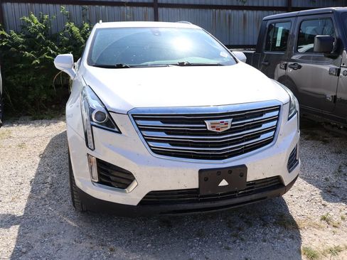 Used 2017 Cadillac XT5 FWD image 12