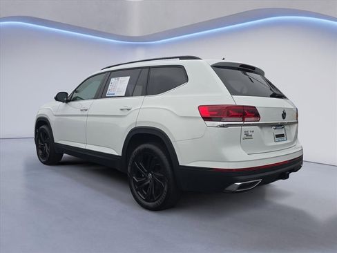 Used 2023 Volkswagen Atlas SE w/ Black Wheel Package image 3