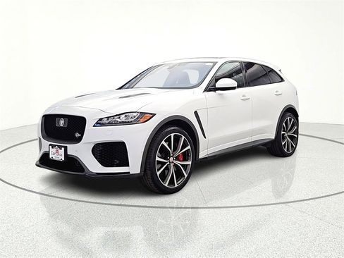 Used 2020 Jaguar F-PACE SVR image 4