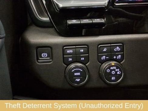 Used 2023 Chevrolet Silverado 1500 High Country w/ Technology Package image 34