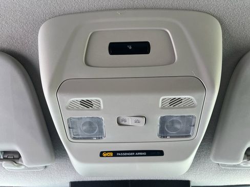 Used 2025 Ford Transit 250 Low Roof w/ Exterior Upgrade Package RWD image 24