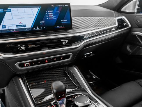 Used 2024 BMW X6 M Competition image 36