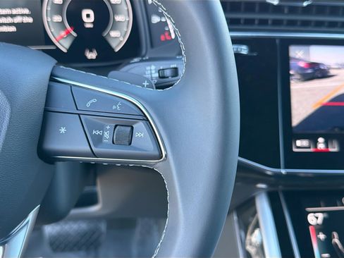 New 2026 Audi Q7 Premium image 40
