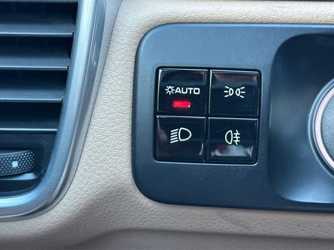 Used 2021 Porsche Cayenne Coupe image 33