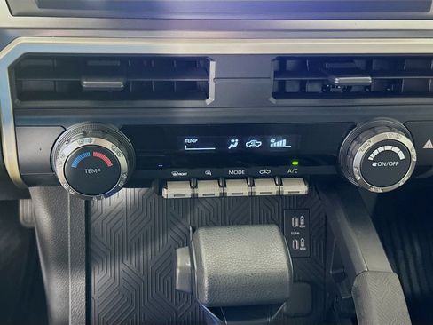 Certified 2026 Toyota Tacoma SR5 AWD/4WD image 16